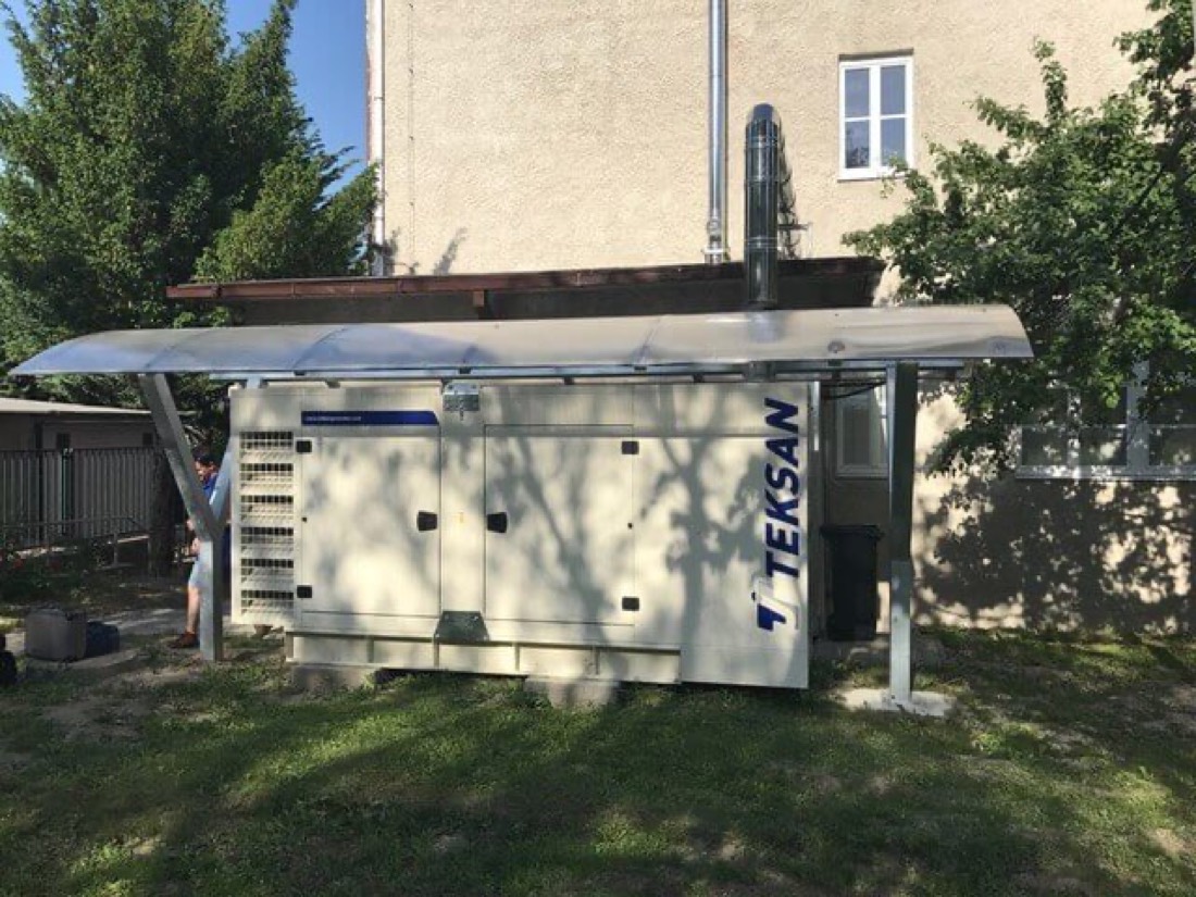 Priemyselná hala so záložným napájaním z dieselagregátu